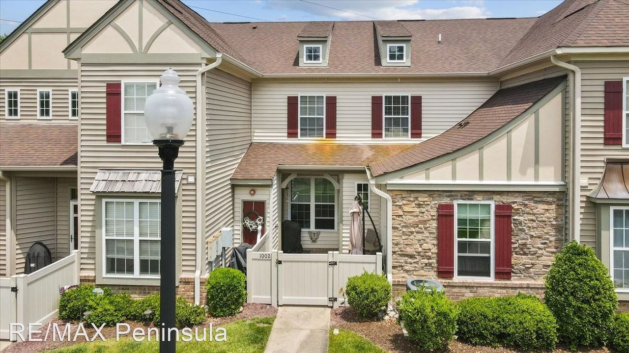 1002 Rivers Arch - Photo 3 of 34