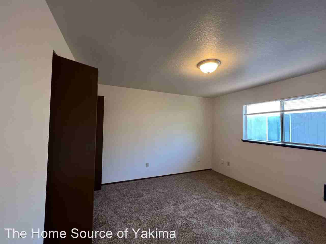 4106-4108 S 3rd Street - Photo 2 of 9