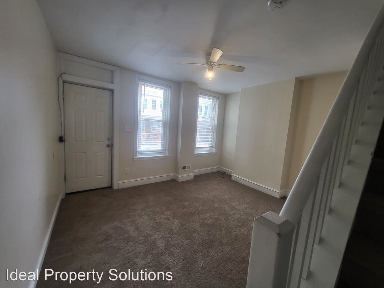 106 Cedar St - Photo 3 of 10