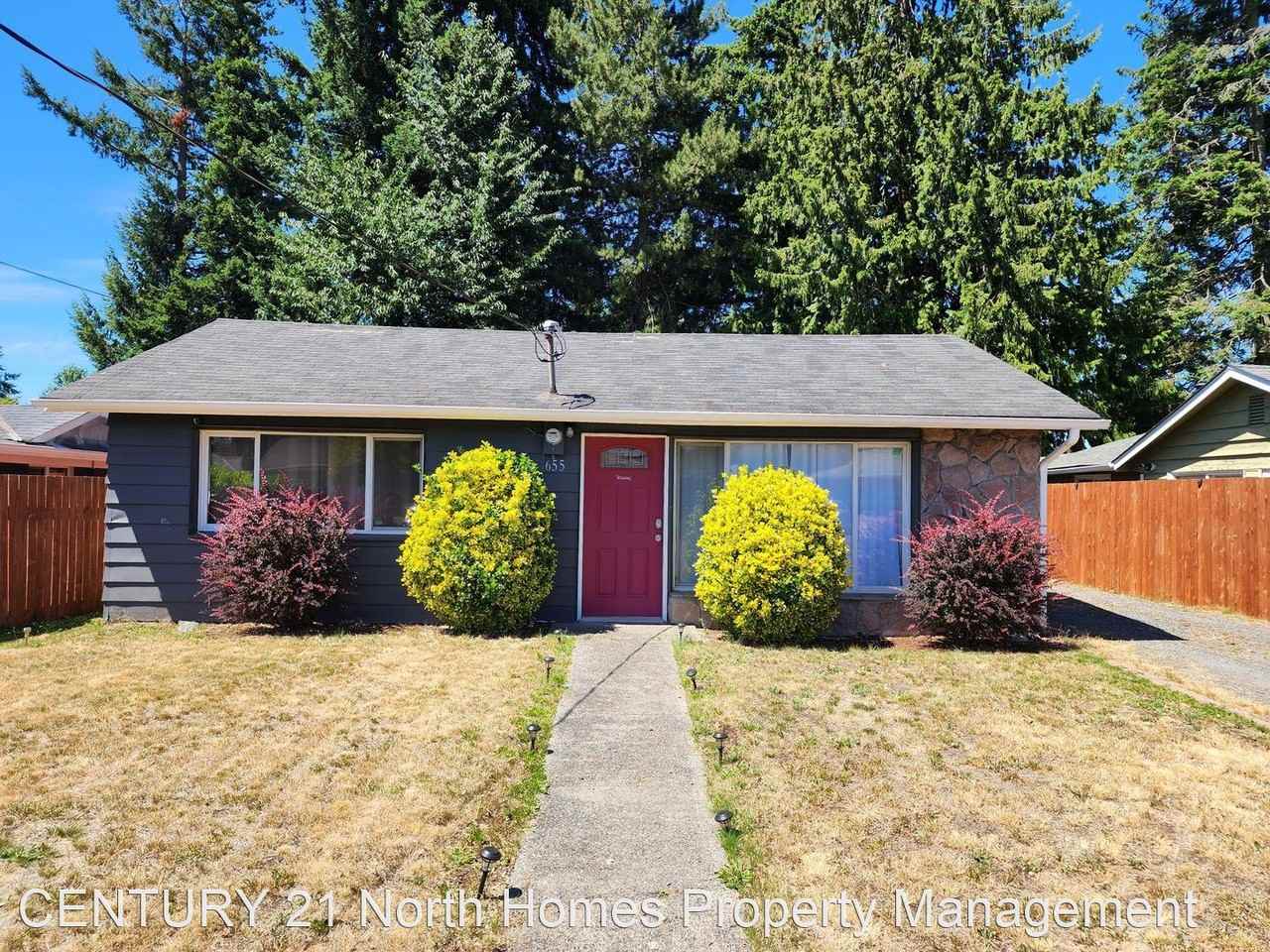 655 Redmond Ave Ne - Photo 3 of 50