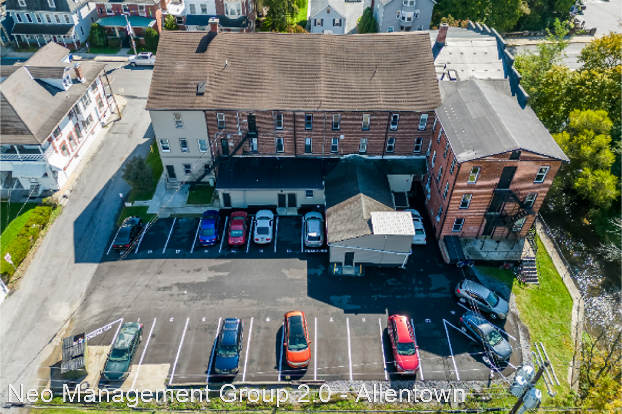 9-23 E. Main Street - Photo 3 of 5