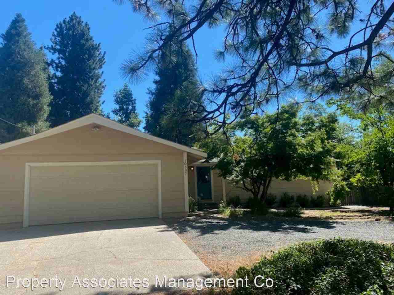 10687 Alta St - Photo 2 of 14