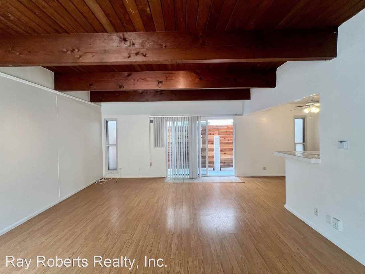 105- 107 Rees St. - Photo 3 of 22