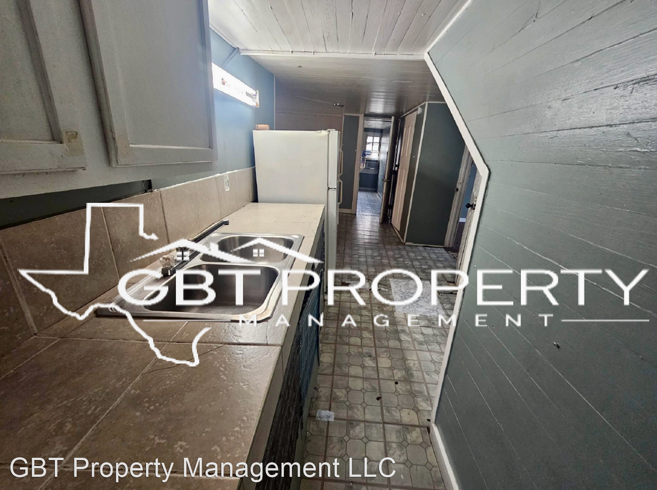 210 Adams Ave - Photo 2 of 6