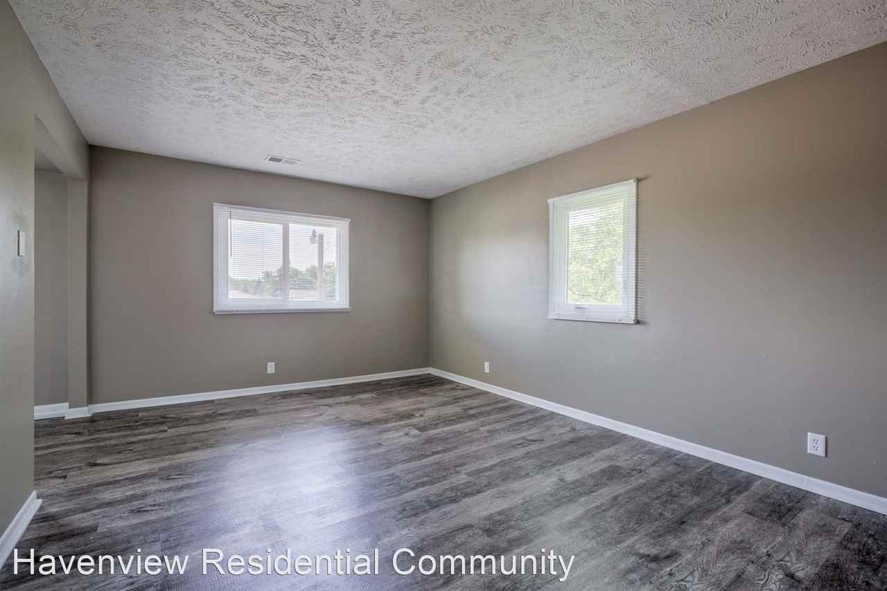 Country Living Minutes from Omaha at Ashland Park apartments! - Photo 3 of 47