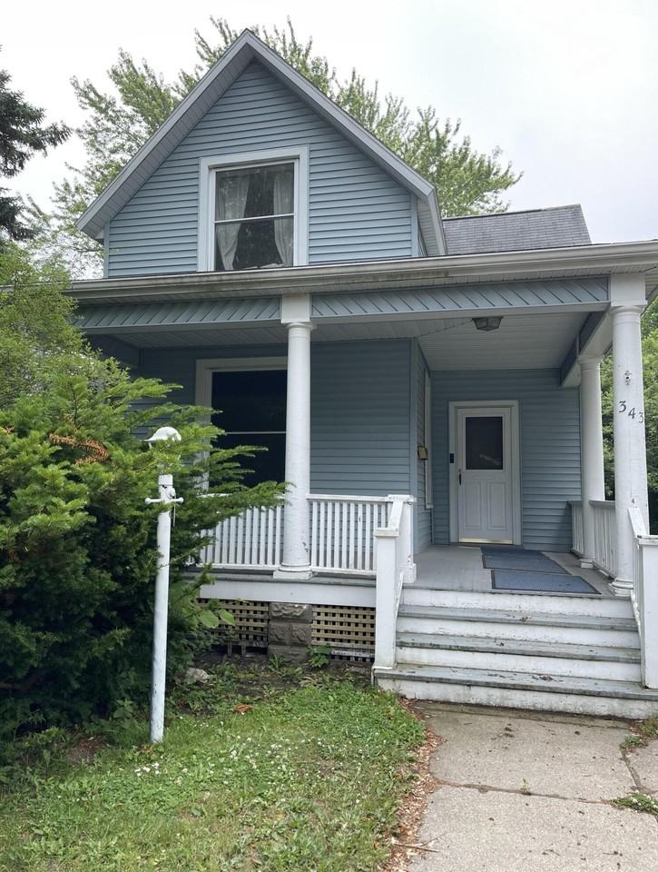 343 2nd St, Manistee, MI 49660 4 Bedroom House for 1,500/month Zumper