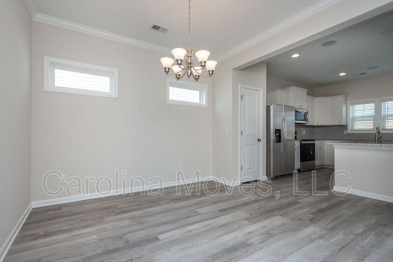 132 Strongridge Trl - Photo 7 of 23