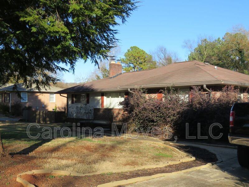210 Montis Dr - Photo 2 of 23
