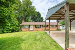 featured image of 1760 Memorial Drive Ext