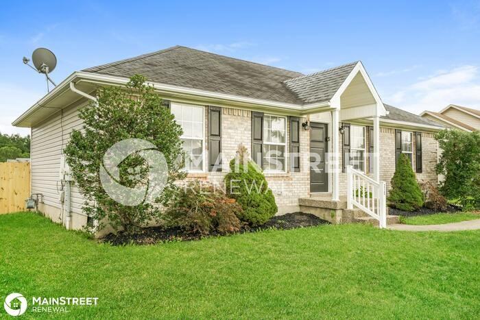 215 Clear Lake Dr - Photo 3 of 16