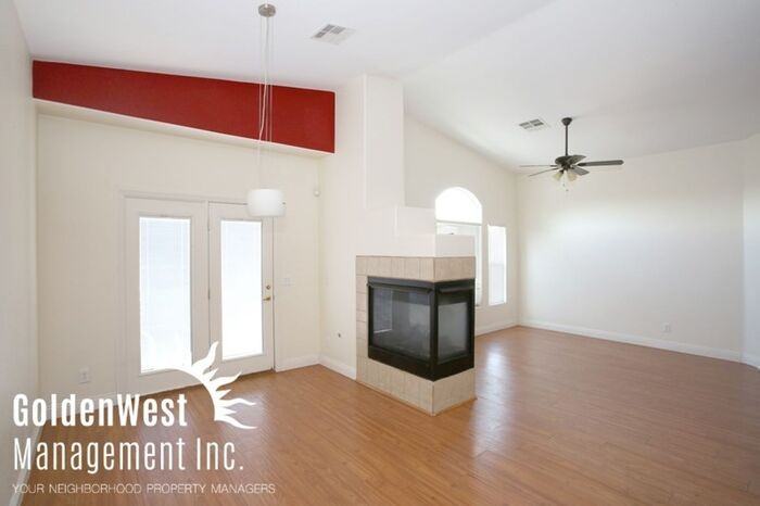 8720 Horizon Wind Ave #101 - Photo 3 of 20