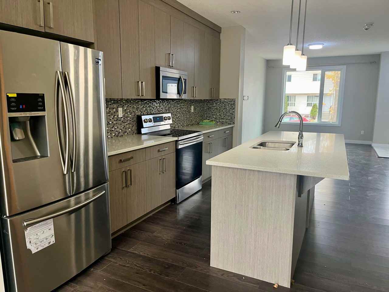 10755 92 St Nw Uppr - Photo 3 of 19