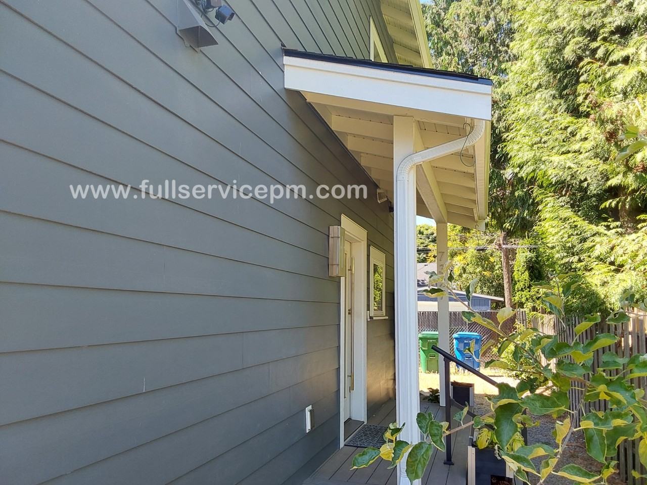 7327 31st Ave Sw - Photo 2 of 50