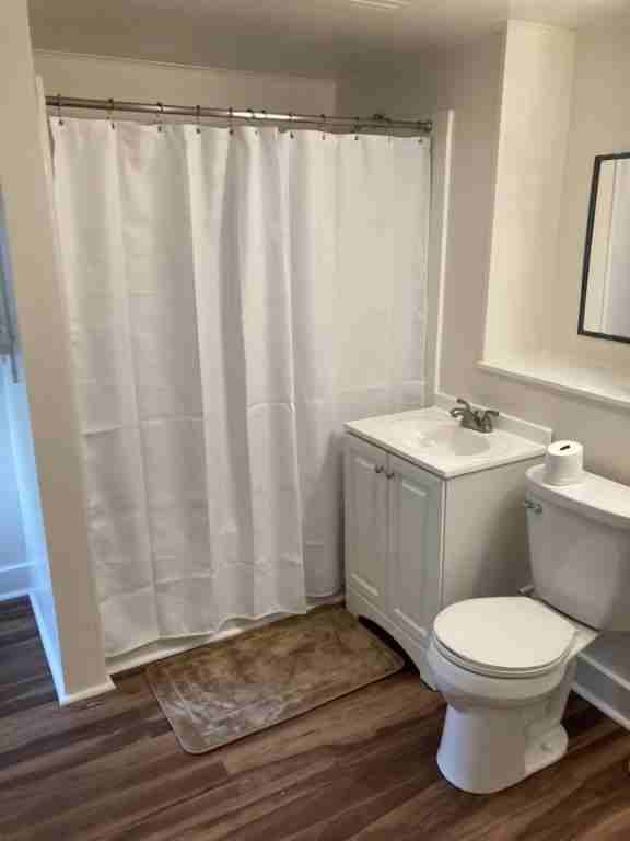 2704 N Hackett Ave - Photo 6 of 8