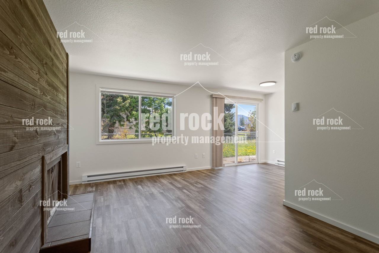 3901 W Spiers Ave #1 - Photo 3 of 22