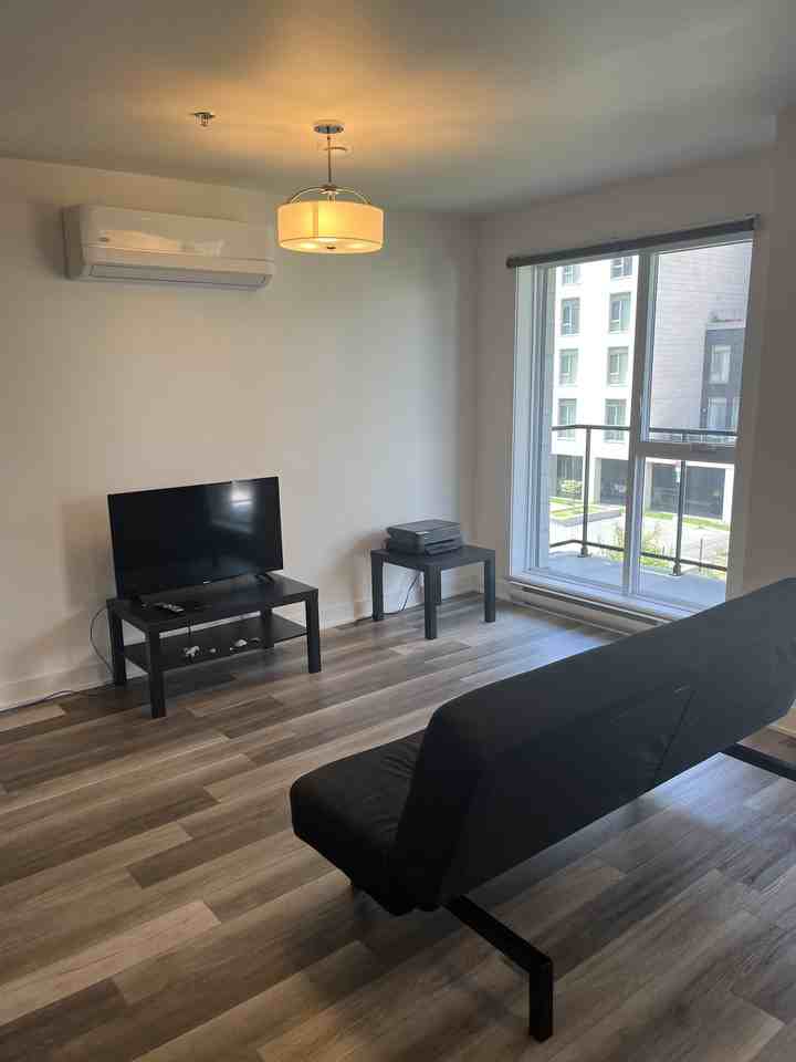 2180 Lucien Thimens - Photo 2 of 16