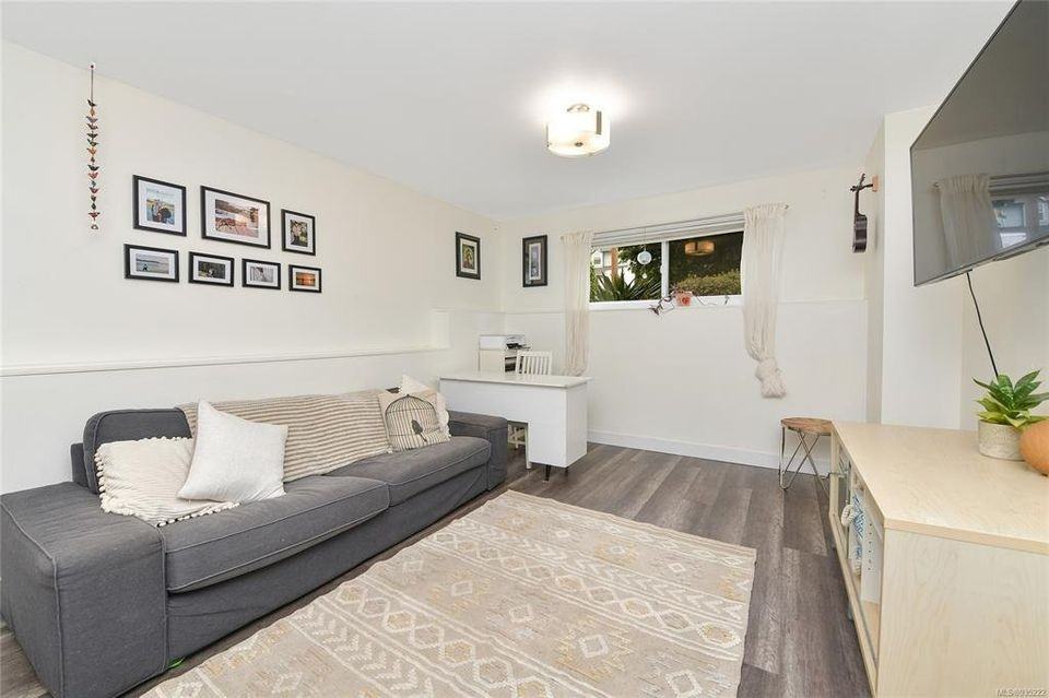 3905 Grange Road - Photo 3 of 12