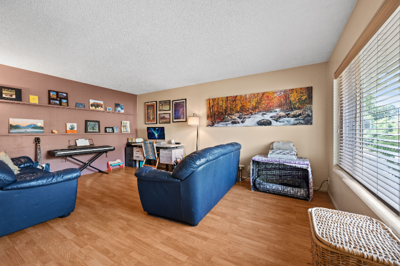 2195 E Claybourne Ave - Photo 2 of 14