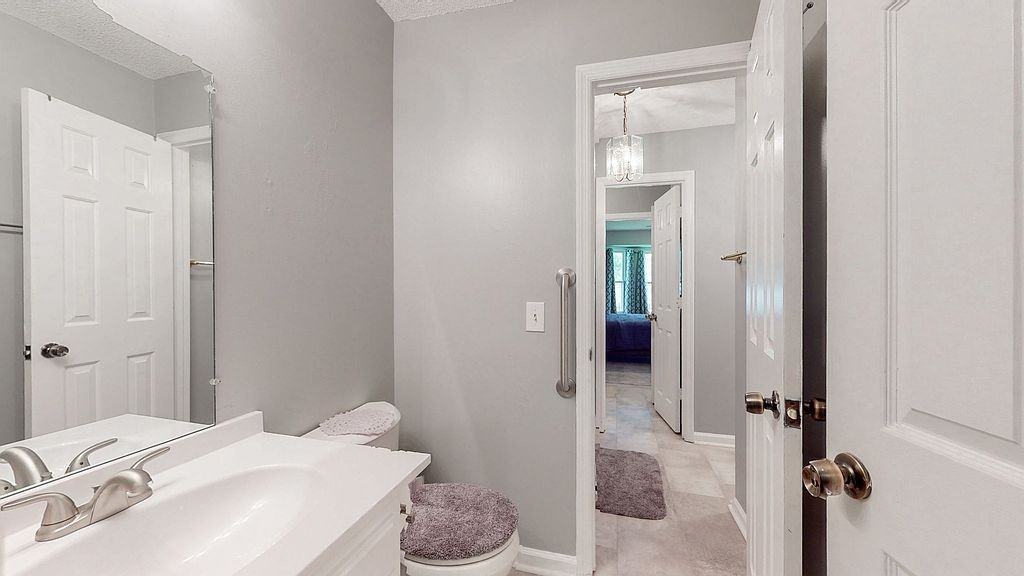 1221 Timber Valley Dr #NA - Photo 3 of 7