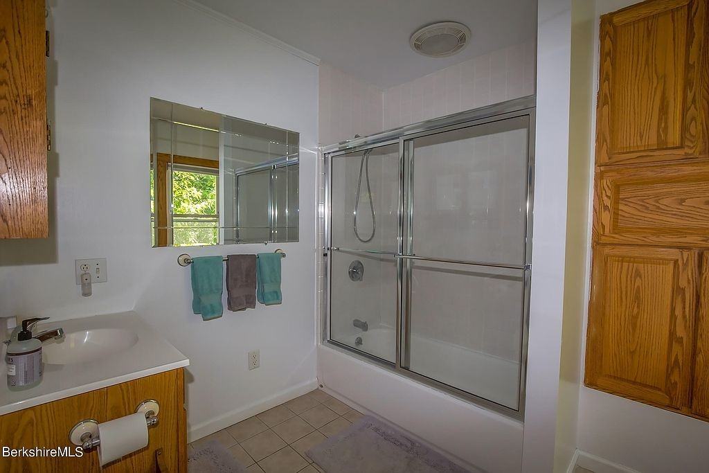 16 Morgan St #NA - Photo 3 of 7