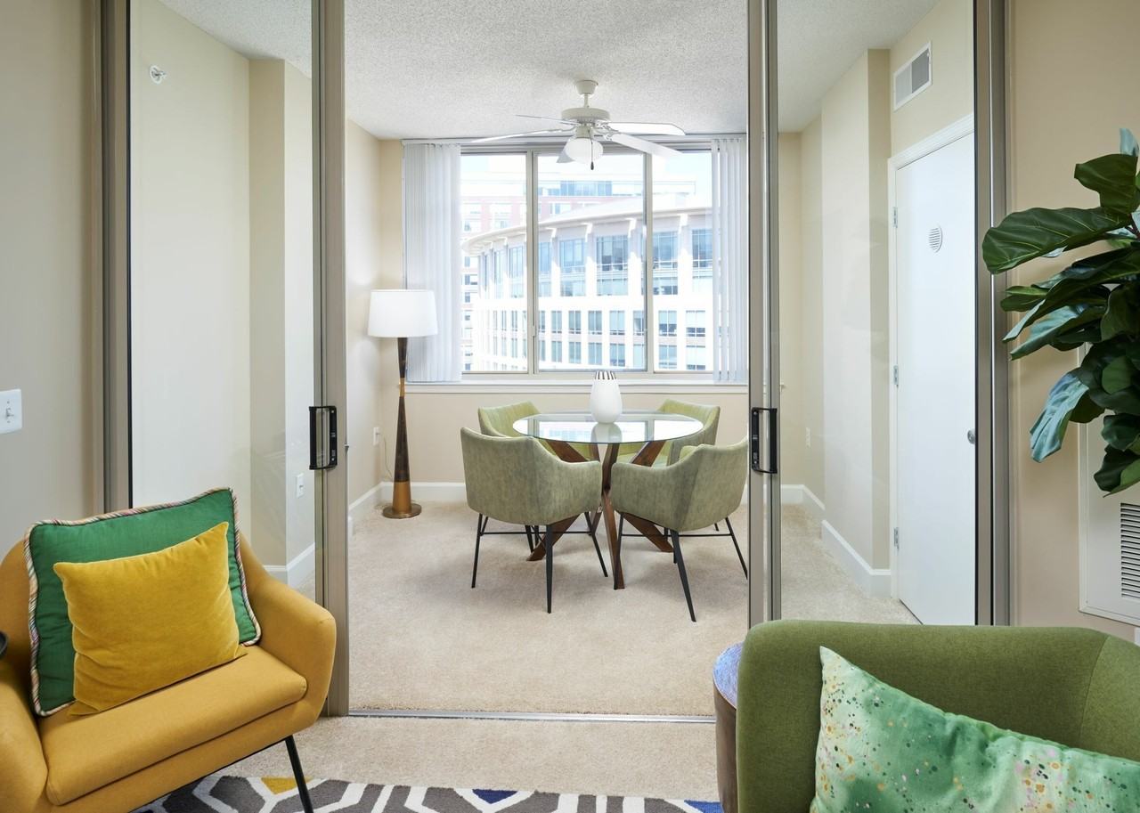 Meridian at Eisenhower - Photo 6 of 49