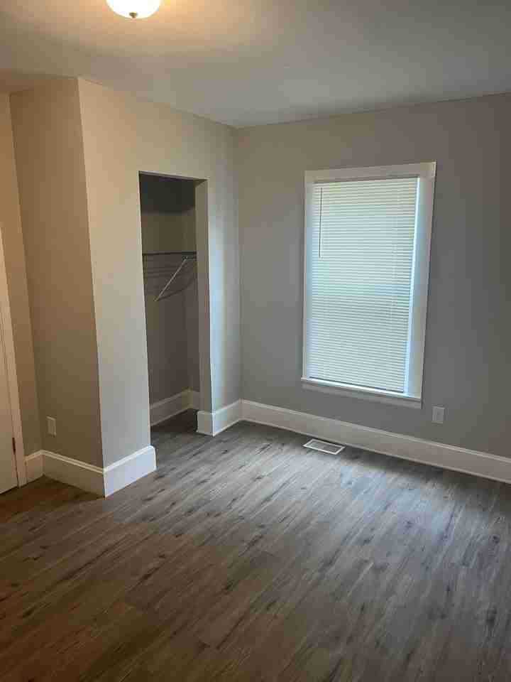 411 Morgan Ave #1 - Photo 4 of 11