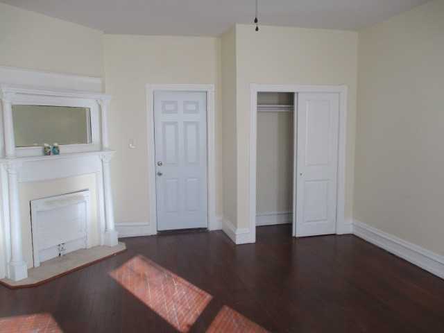 4919 Catharine Street - Photo 2 of 5