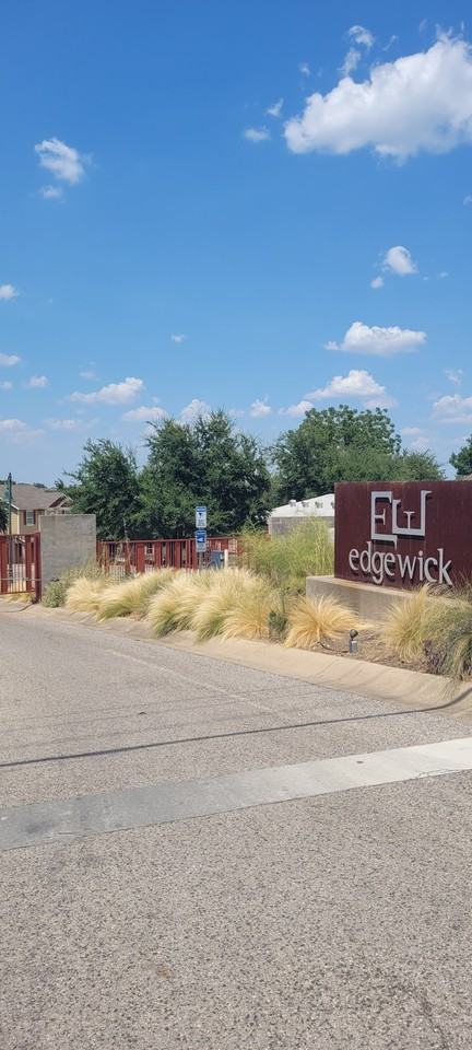 2001 Warely Lane - Photo 2 of 14