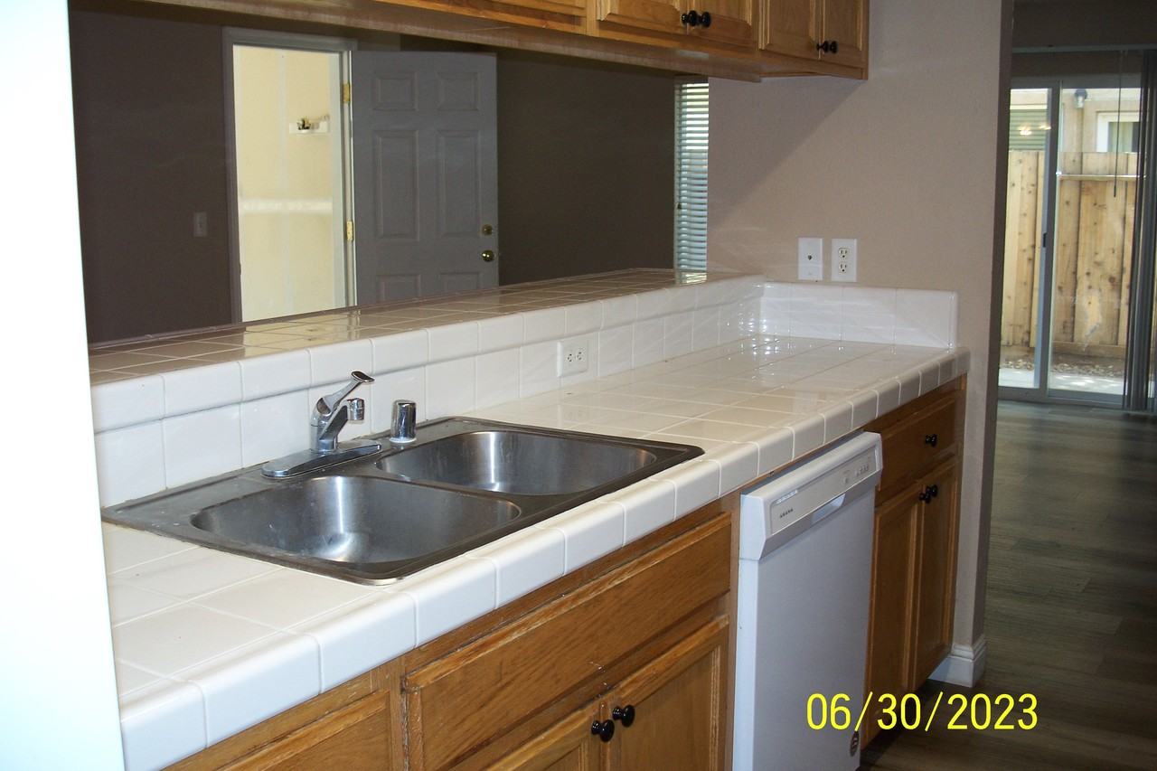 Lexar Lexar Drive - Photo 3 of 11