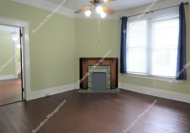 742 Lake Ave Ne - Photo 2 of 14