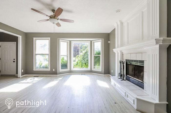 4126 S Kerrington Dr - Photo 3 of 16