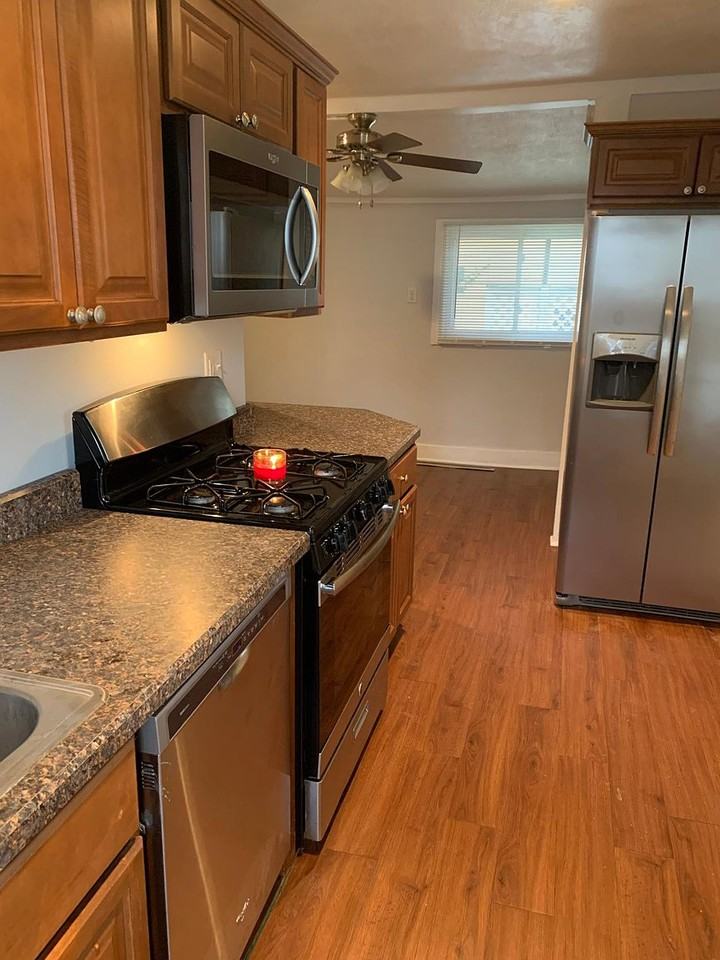 432 Lincoln Ave #NA - Photo 3 of 11