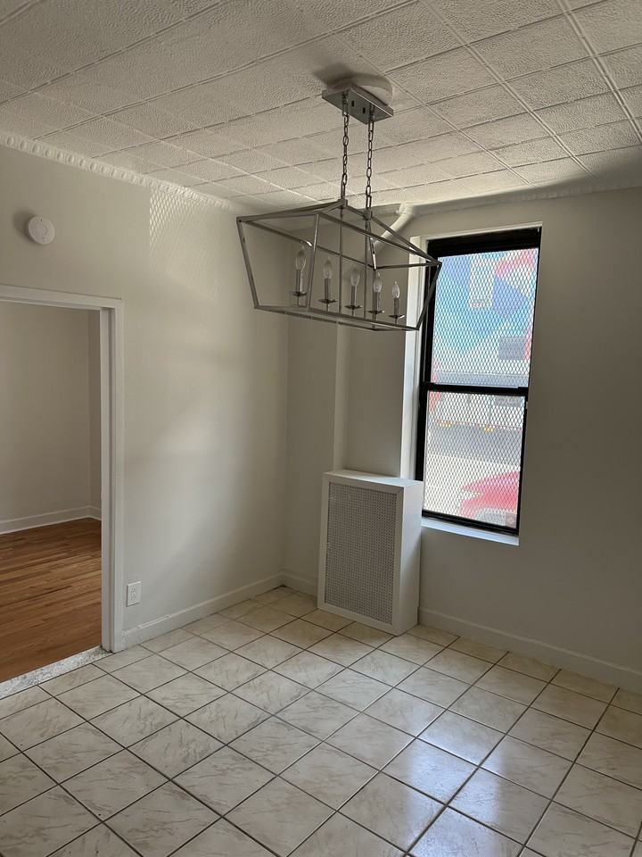 604 E 189th St #1 - Photo 2 of 9