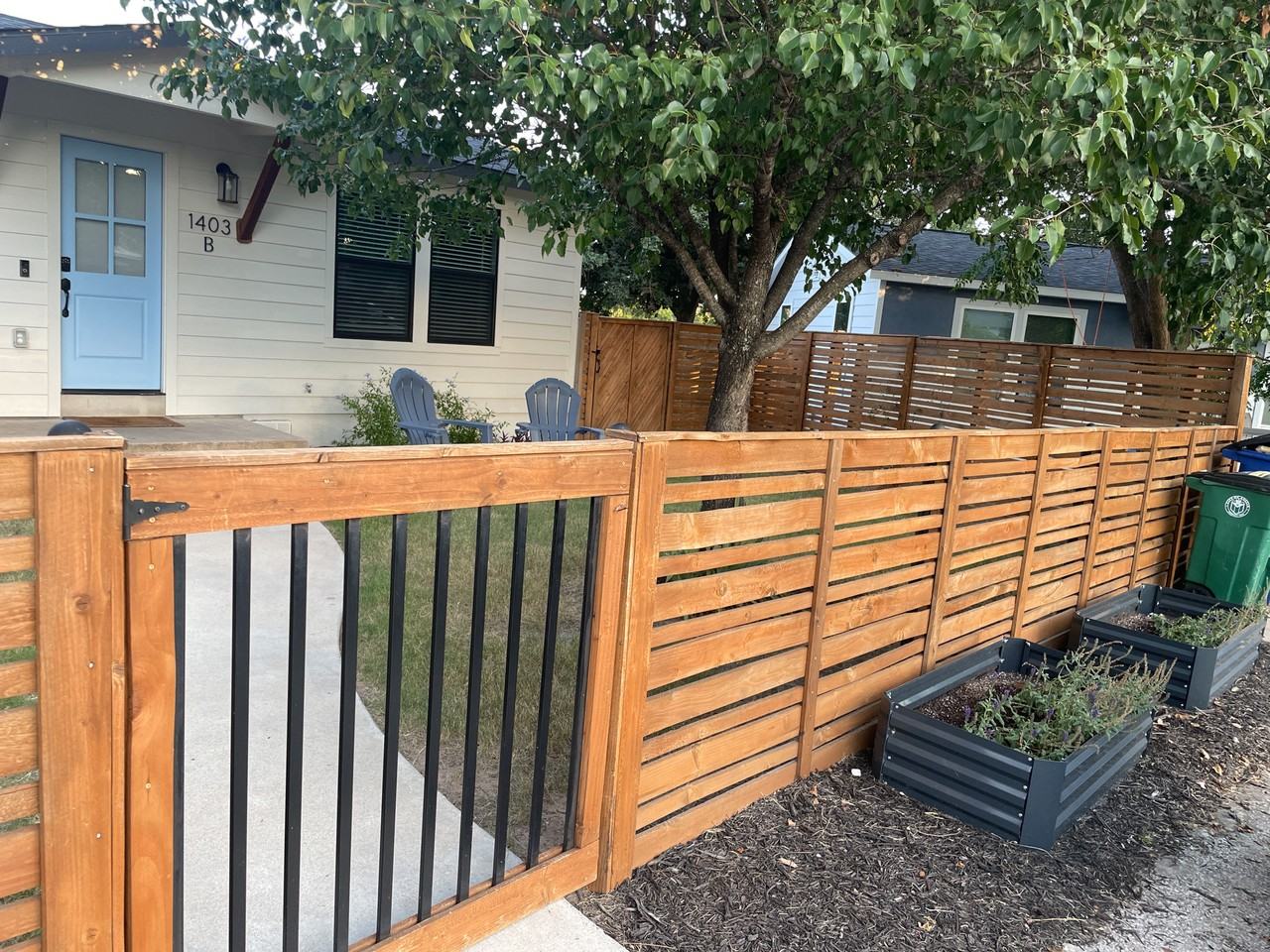 1403 Marcus Pl #B - Photo 3 of 22
