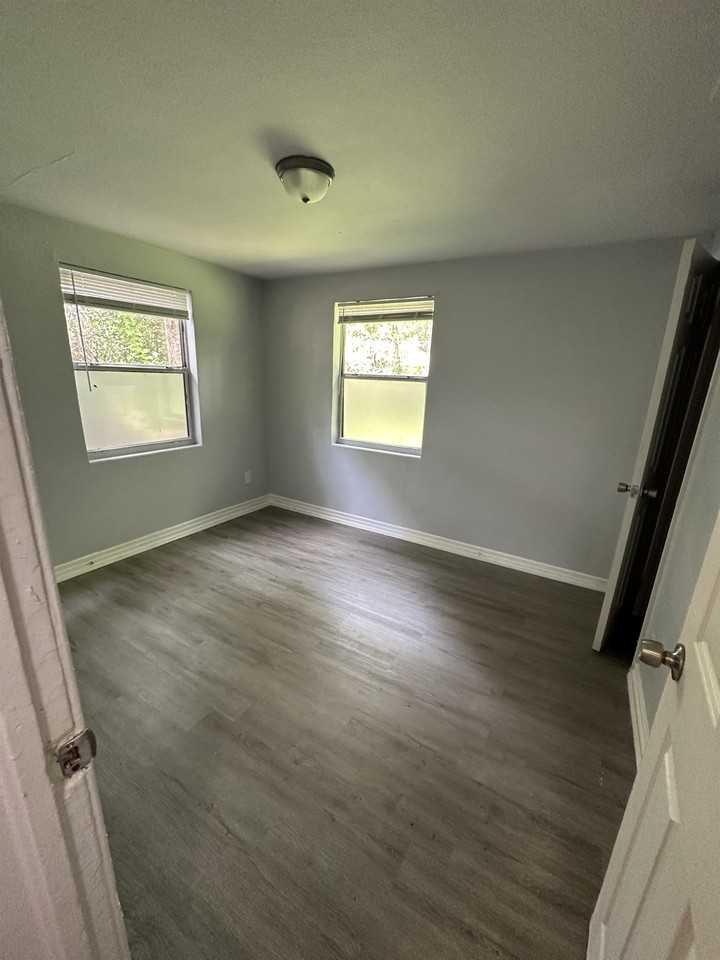 9050 7th Avenue #1 - Photo 4 of 13