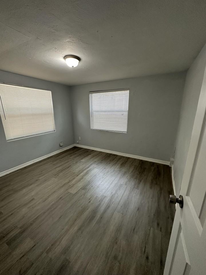 9050 7th Avenue #1 - Photo 6 of 13