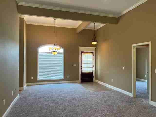 631 Huntington Dr #1 - Photo 4 of 24