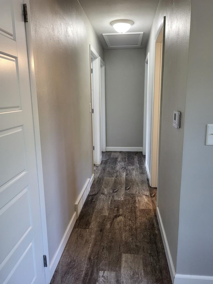 1324 Hillside Dr #1 - Photo 6 of 18