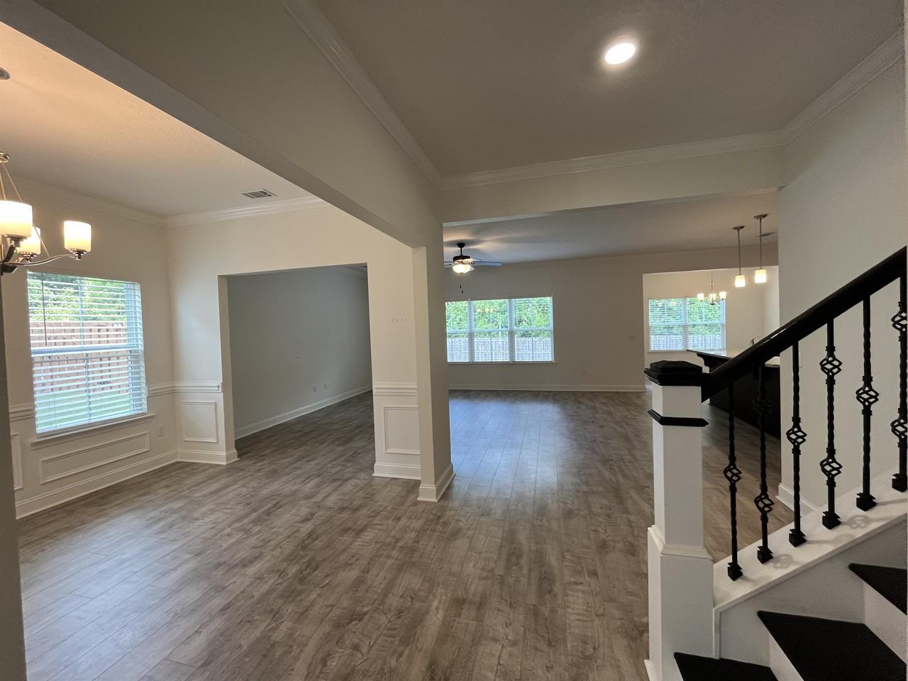 679 Fairview Cir #1 - Photo 5 of 23
