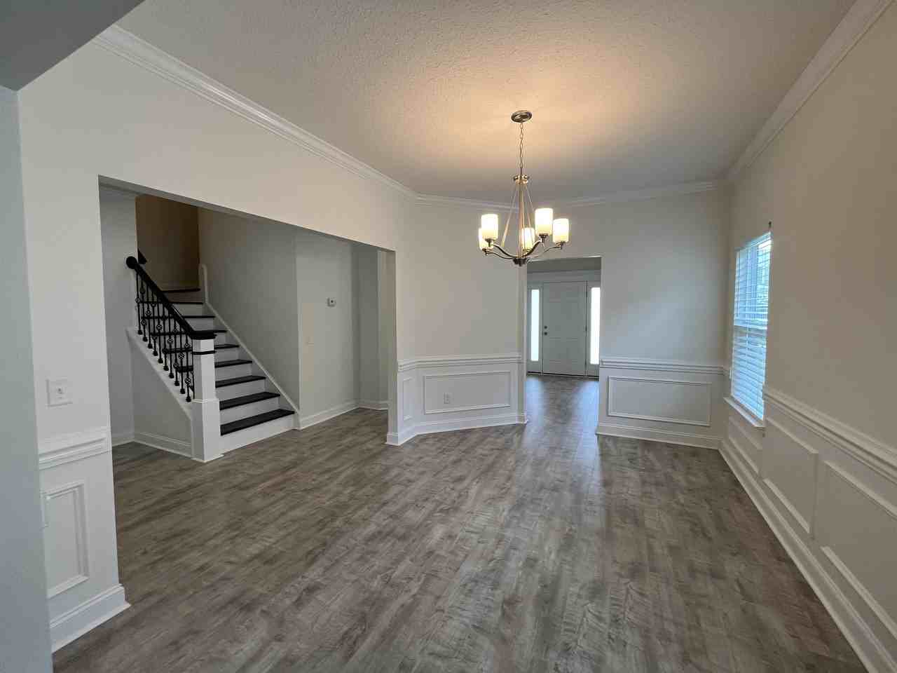 679 Fairview Cir #1 - Photo 6 of 23