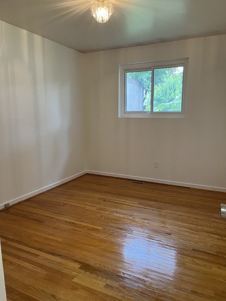 Tomken Rd & Dundas St E #3117 - Photo 4 of 8