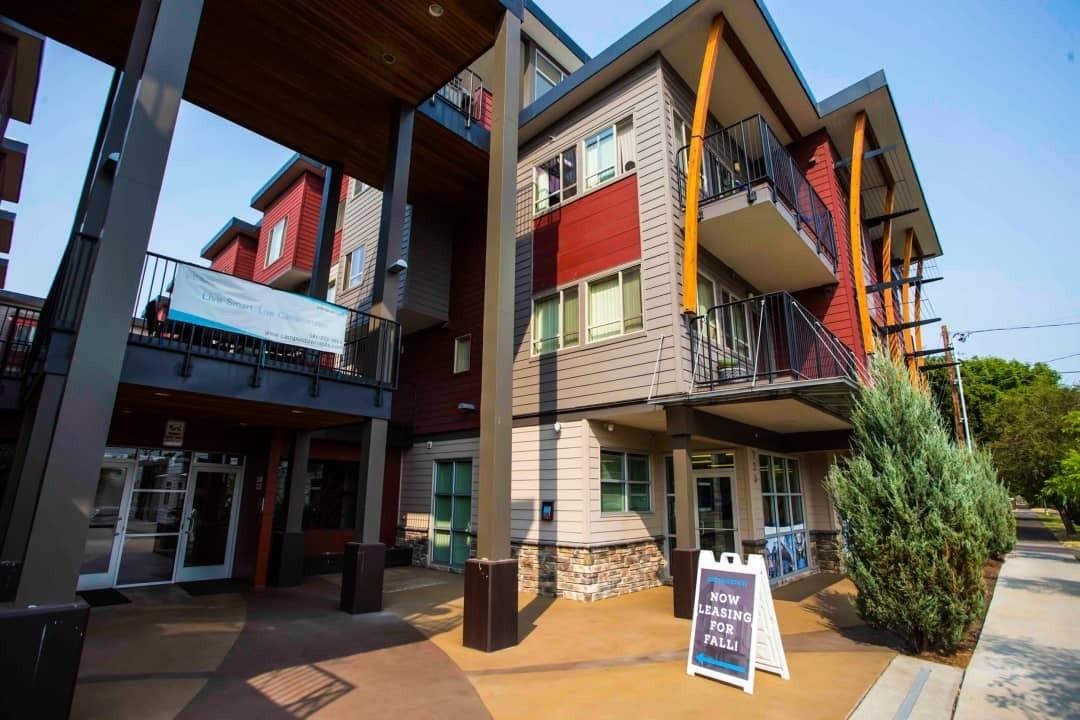 The Pearl - Photo 2 of 50