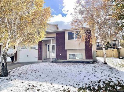 1669 Troy Ct - Photo 2 of 27