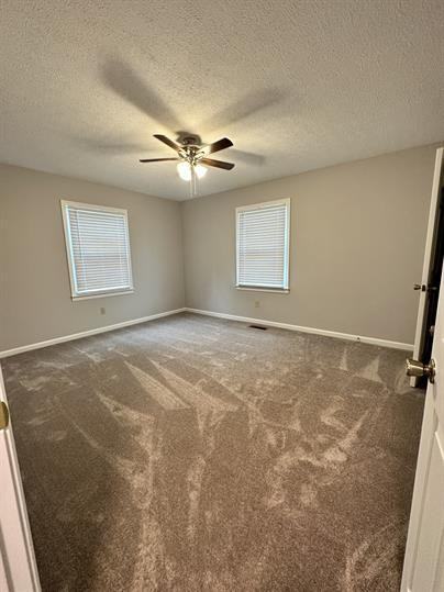 220 Magnolia Dr - Photo 2 of 18