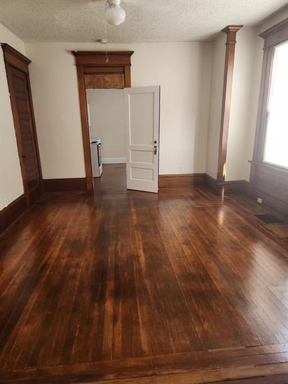 513 High Ave Nw - Photo 3 of 5