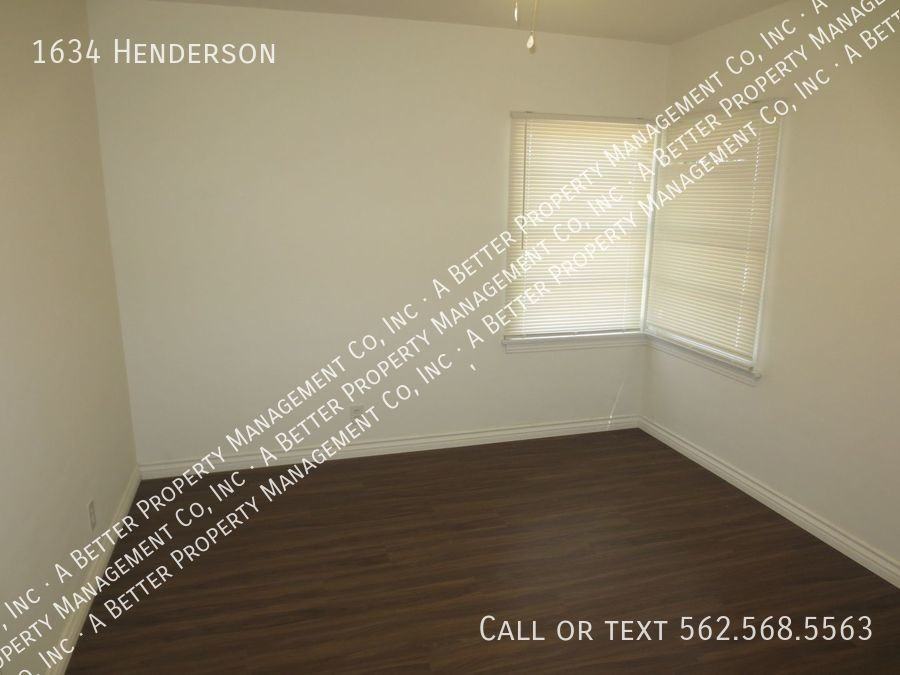 1634 Henderson Ave - Photo 7 of 9