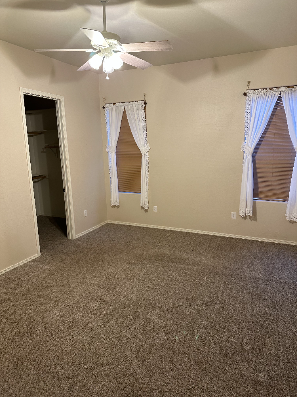 1035 E Jefferson St - Photo 3 of 9