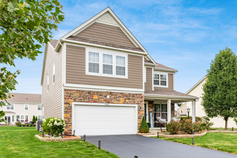 5400 Shawbury Ln - Photo 3 of 49