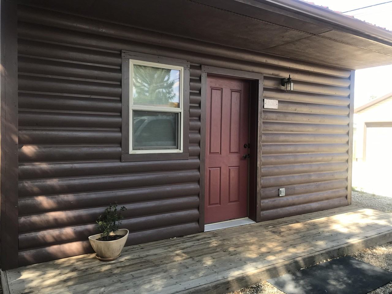 137 S Franklin Ave #1 - Photo 2 of 15