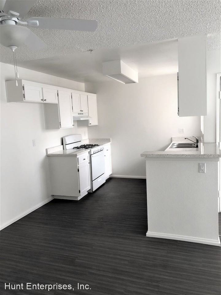 SANTA FE VILLAS 8014 MANGO AVENUE - Photo 2 of 17